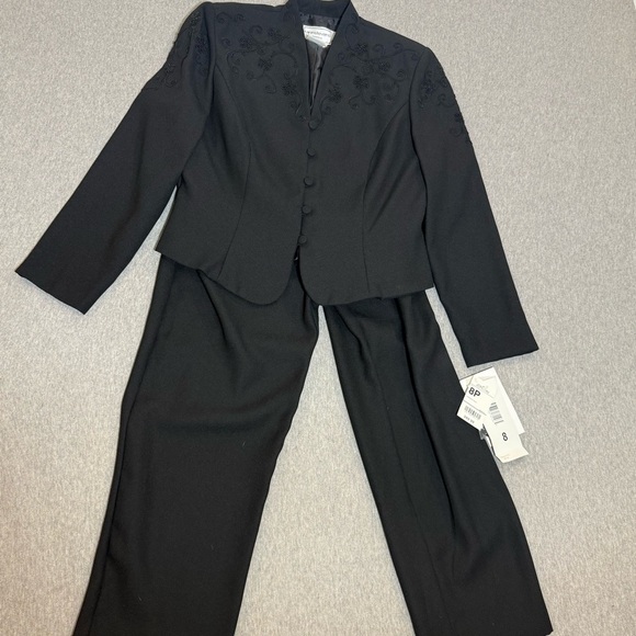 KARIN STEVENS EMERALD BLACK SET PANT SUIT FLOWERS VINTAGE SLEEVE SIZE 8 P NWT - Picture 1 of 12